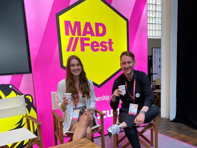 Das LoyJoy-Team beim Mad Fest.
